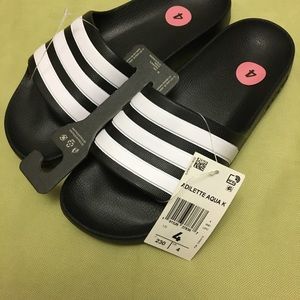 Adidas slide sandal